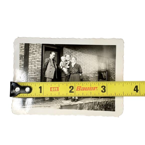 Vtg Grandparents with Grandchild Monochrome Photography Found Snapshot B&W - Picture 4 of 4